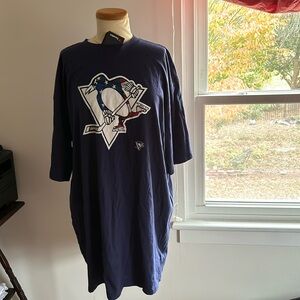 Pittsburgh Penguins American flag logo tee